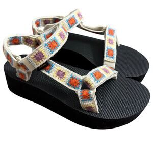 Teva Sandal Flatform Universal Crochet Granny Squares Platform Hike Women’s Sz 8